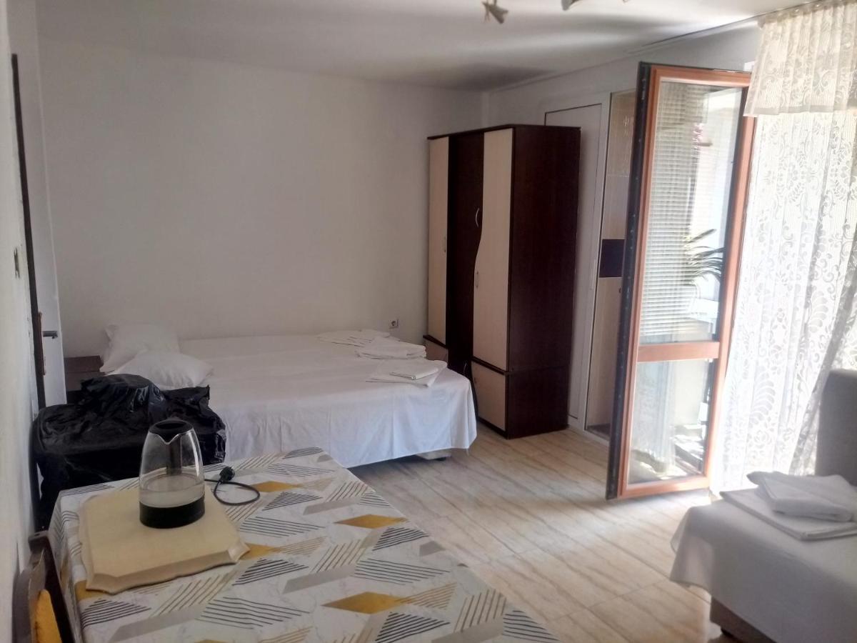 Farlalievi Guest House Созополь Экстерьер фото